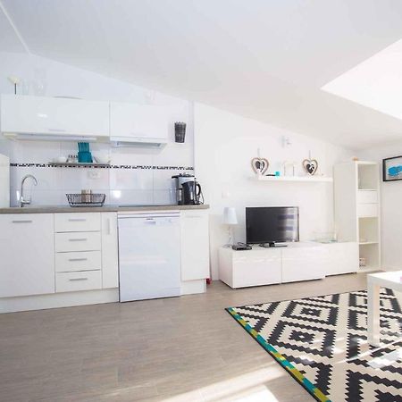 Apartments In Rogoznica 36019 Kültér fotó