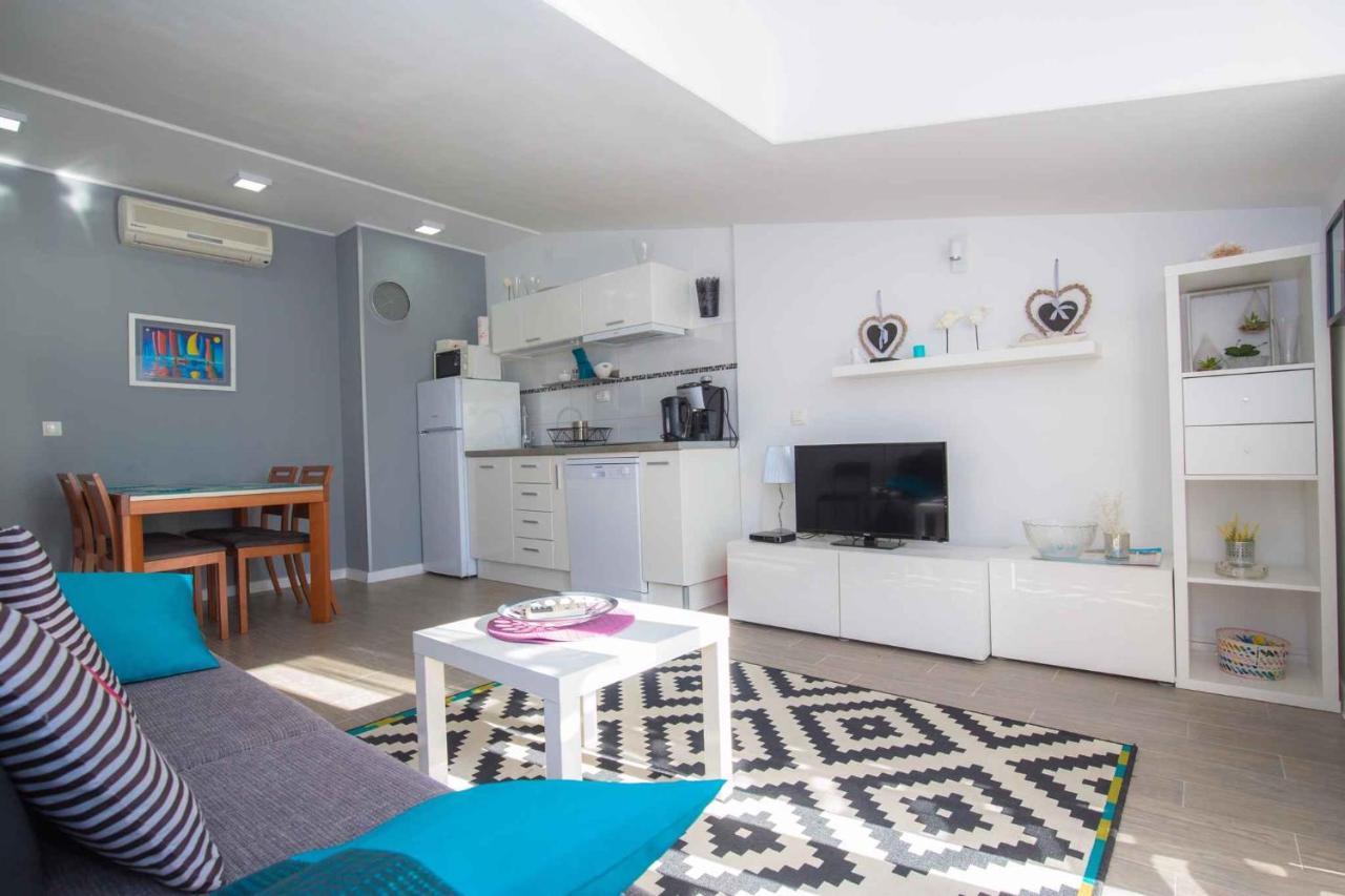 Apartments In Rogoznica 36019 Kültér fotó