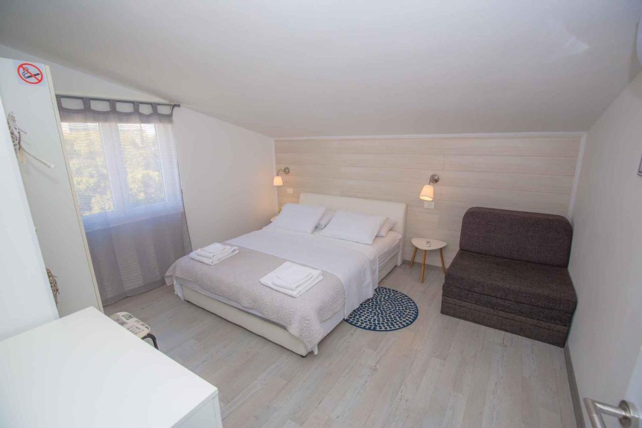 Apartments In Rogoznica 36019 Kültér fotó