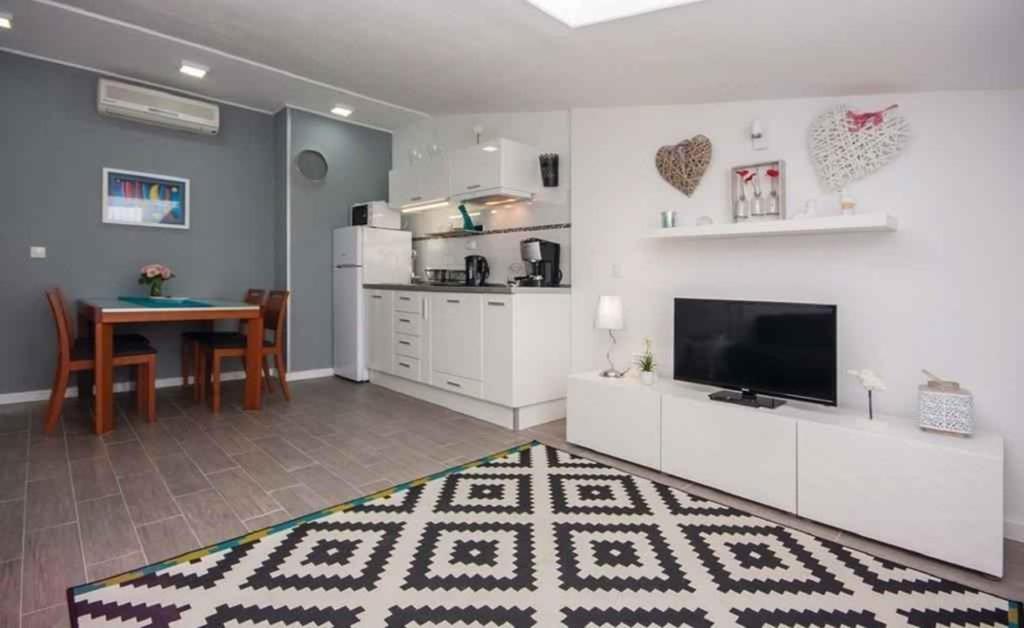 Apartments In Rogoznica 36019 Kültér fotó